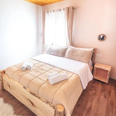 Guest house 'gurra Family' *