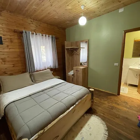 Guest house 'gurra Family' *