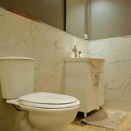 Affittacamere 'gurra Family' Theth